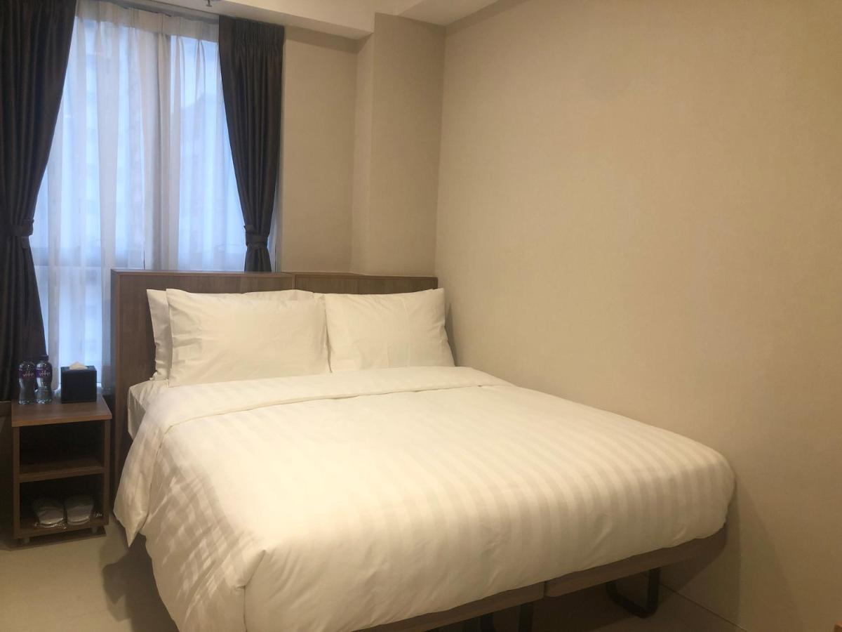 We Hotel Kowloon Hong Kong Exterior photo