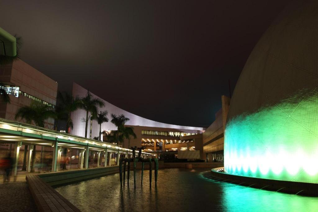 We Hotel Kowloon Hong Kong Exterior photo
